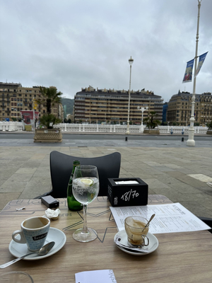 Victoria Café