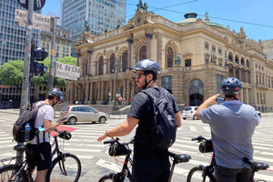 São Paulo: Downtown Historical Bike Tour