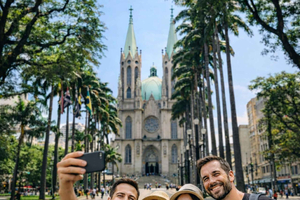 São Paulo Private Downtown Walking Tour. Optional Food Stops