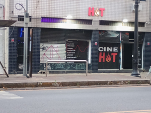 Club Cine Hot