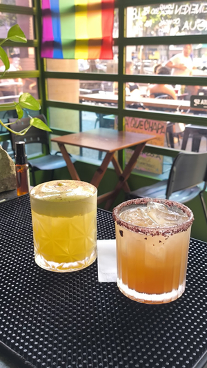Dentro Bar