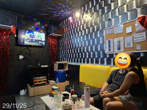 Karaoke Box Kampai