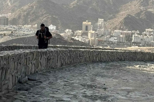 Mount Thawr: Guidad vandring med solnedgång och kvällsupplevelse