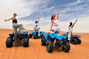 Red Sand Adventure (fyrhjuling, kamelridning, kulturarvshus)
