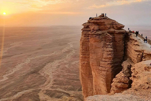 Riyad : excursion en 4x4 au bout du monde – coucher du soleil et observation des étoiles