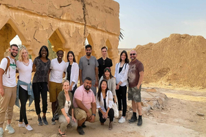 Riyadh Edge of The World and Camels visit by bus