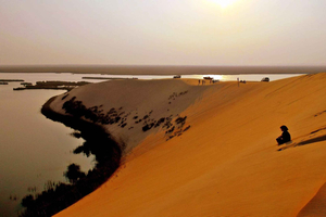 Riyadh: Private Tour to the Yellow Lake and Sand Dunes