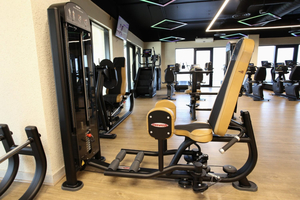 Aura Centers - Corniche Branch