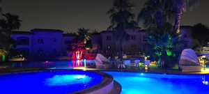 California Resort Swimming pool