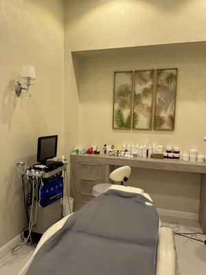 Elle Beauty Center