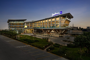 Radisson Blu Hotel, Riyadh Convention & Exhibition Center