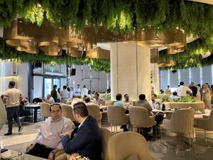 VORA restaurant & Lounge