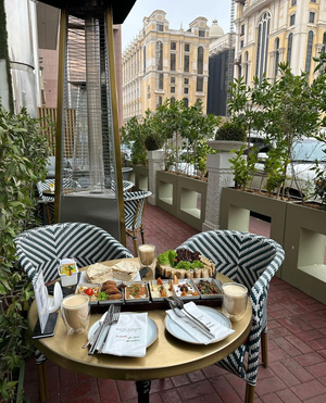WHITE GARDEN I Cafe & Restaurant I Olaya