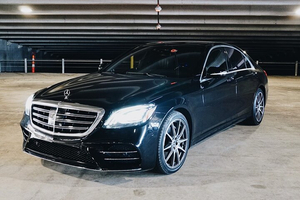 Seattle Departure Chauffeur Driven Airport Transport by Sedan