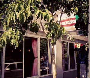 Solo Bar & Eatery