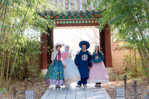 De Seul: Excursão à Aldeia Hanok de Jeonju e ao Templo Maisan Tapsa