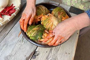 Kimchi-Kochkurs in einem traditionellen Hanok-Haus & Spende