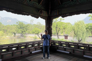 Privat rundvandring med berättelser i Gyeongbokgung på kvällen