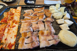 Seoul Korean BBQ & Traditional Drinking Culture Experience