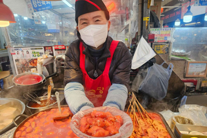 Seoul Suppers Food Tour with 12+ Tastings