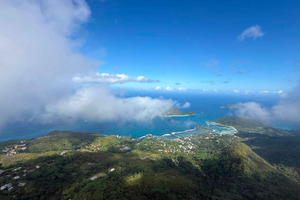 Mahé: Morne blanc guided hike with transfer.