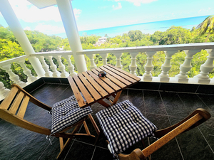 Au lever du Soleil guest house Seychelles