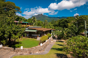 Beach House Beau Vallon