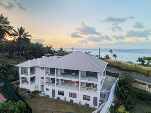 Cove Holiday Apartments