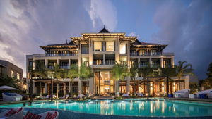 Eden Bleu Hotel