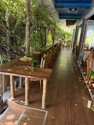 NATURE'S CHOICE RESTAURANT (Ex-Au Claire de lune Restaurant)