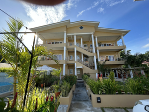 Tropical Hideaway