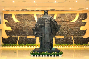 Engelsk guide: Zhengzhou – Shang-ruiner, templer og madtur