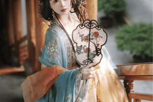 Hanfu Dress-up Photoshoot Experience