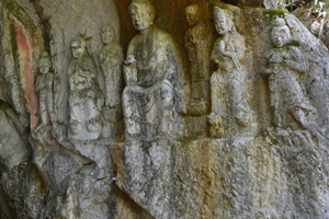 Hangzhou: Tagestour zu den buddhistischen Wuyue-Skulpturen in den Hügeln am Westsee