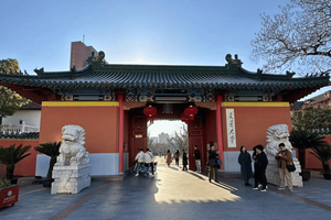 rondleiding over de campus van de Jiao Tong-universiteit
