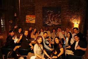 Shanghai bar hopping tour in the former french concession