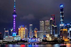 Shanghai Cityboat: 30-Min Scenic River Cruise from the Bund