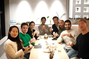 Tea Walk and Tasting Tour with Snacks