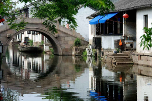 Tagestour mit Führung in die Wasserstadt Zhouzhuang