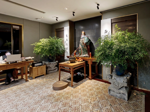 Xinrongji Nanjing West Road Branch