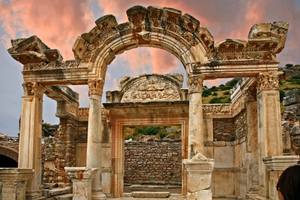 Easy Ephesus Shore Excursion – 4 Hours with Licensed Guide
