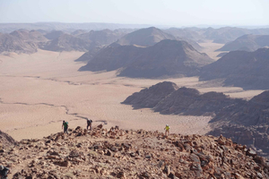 Wędrówka na najwyższą górę Jordanii, Umm Ad Dami i nocleg