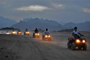 Woestijnsafari per quad in Hurghada met avondmaaltijd en sterrenkijken