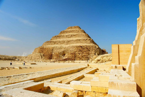 Menfi e Saqqara: gita di 1 giorno in piccoli gruppi dal Cairo