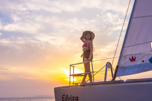Private Luxury Catamaran Cruise