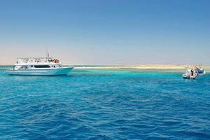 Ras Mohamed & White Island Snorkeling Trip