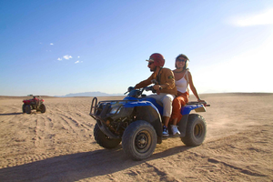 Sahl Hasheesh: safari na quadach po pustyni z odbiorem z hotelu