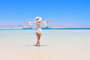 Sharm: Ras Mohamed & White Island Snorkeling, Diving & Lunch