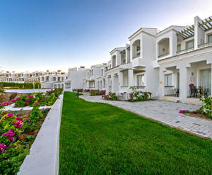 Invidia Coral Beach Tiran Hotel