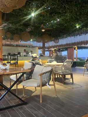 People's restaurant